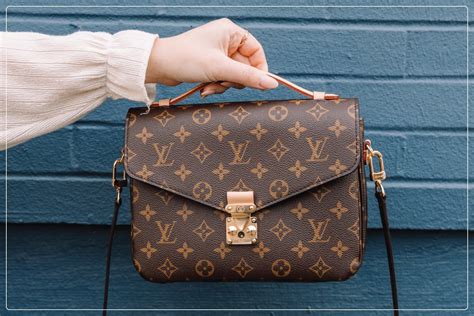 how to differeniate louis vuitton fake alma damier|false louis vuitton prints.